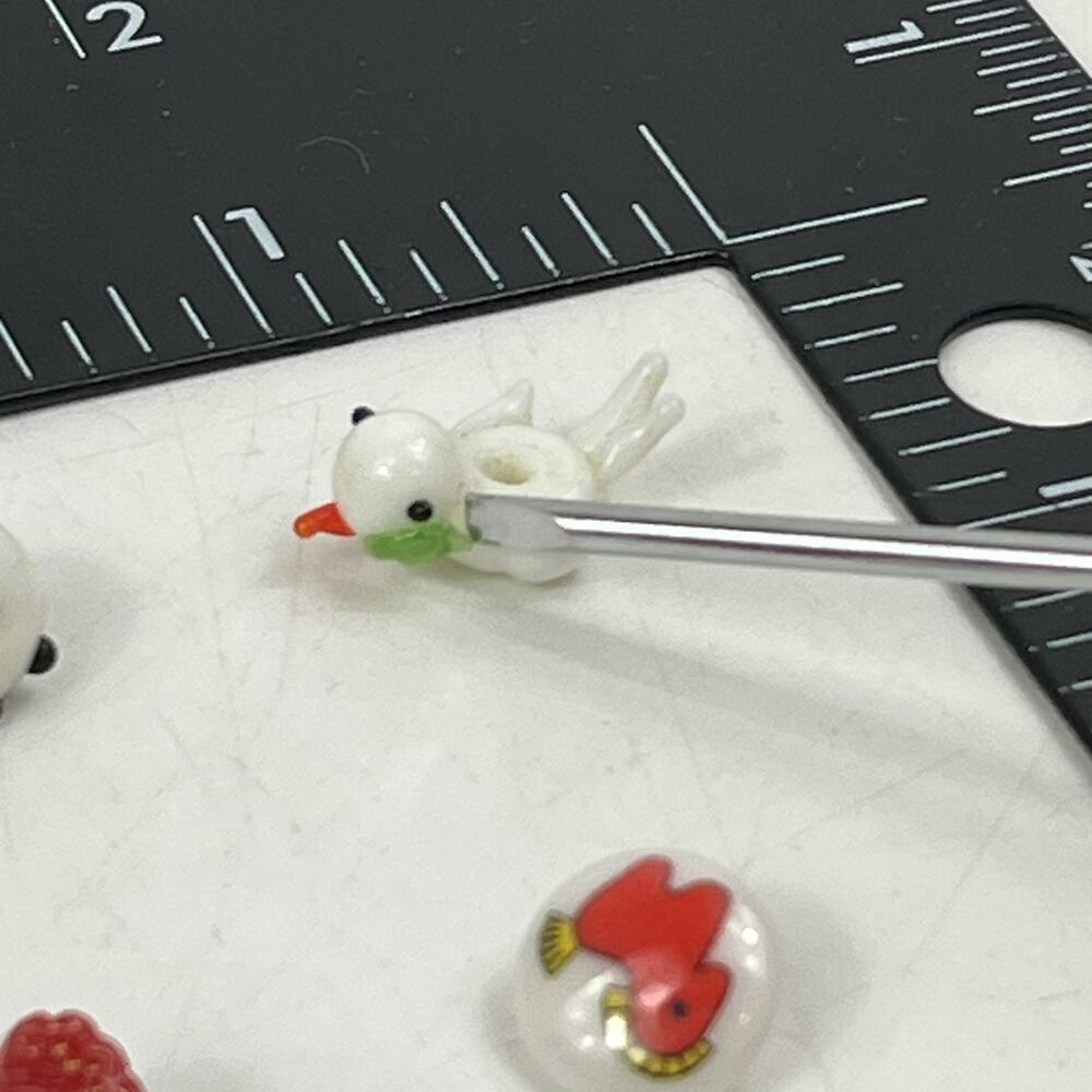 Vtg Lampwork Glass Beads Lot Animal Bird Dog Bows Snowman Jewelry Making Craft - Picture 8 of 10
